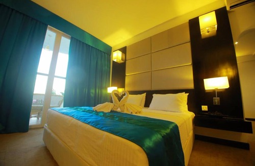Hambantota Hotel | Peacock Beach Resort & Spa