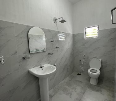 Thalaramba Apartment | Peacock holiday
