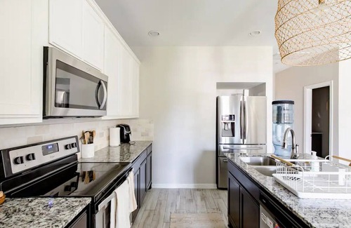 Garland House | Peaeful and relaxing aura
