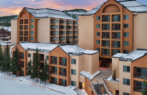 Peak 9 Villa | Peak 9 Base Ski In! MVC Mtn Valley Lodge