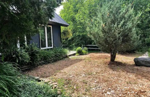 Mayfield House | Peak O' Leelanau in TC! Your Summer 2023 Retreat!