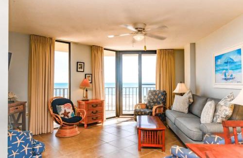 Windy Hill House | Peak Paradise 3 BR Oceanfront Summit Condo w Pool