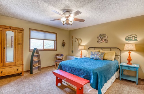 Alpine Village House | Peak View Lodge-Beautiful Mountain View, Large Deck, WiFi, W/D, Great for ATVs