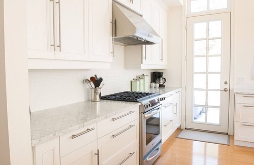 Historic Old Town House | Peaks On Gate, Open Concept Living!