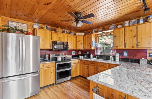 Morganton Cabin | Peaks & Pines in My Mountain