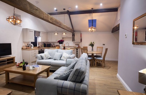 Scarborough Cottage | Pear Tree Cottage, Thirley Cotes Farm Cottages