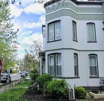 Eckington Villa | Pearl Light