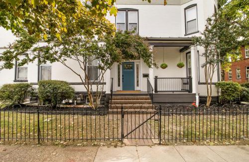 Eckington Villa | Pearl Light