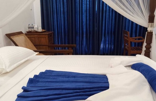 Thalaramba Hotel | PearlDrop Waves Mirissa