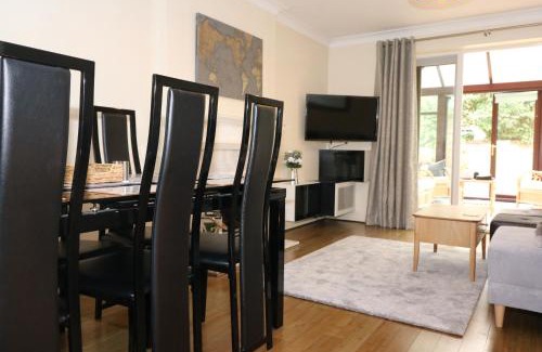 Derby House | Peartree Cottage - Derby