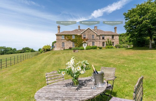 Biddestone Cottage | Peartree Cottage, Euridge - Sleeps 6 guests in 3 bedrooms