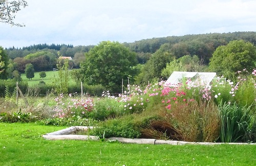 Saint-Julien-de-Jonzy Cottage | Peas & Love - Charming country house