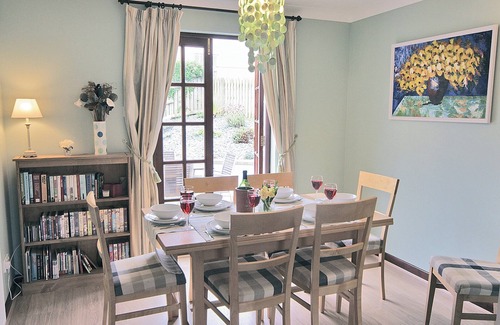 Little Haven Cottage | Pebble Cottage - HW7447