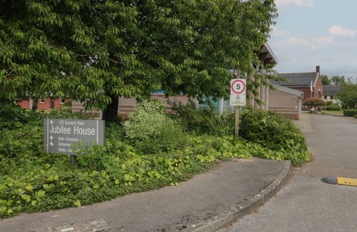 Eamont Bridge Cottage | PEBBLE PATH AT EAMONT PARK in Penrith