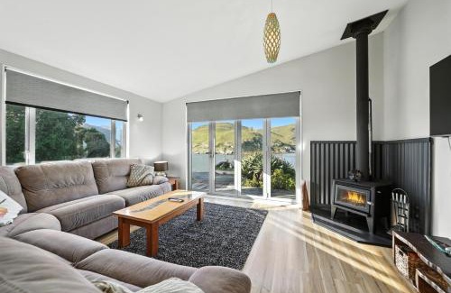 Birdlings Flat House | Pebble Shore Haven - Little River Holiday Home