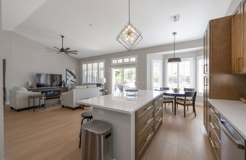Pebblecreek House | Pebblecreek 55+ Resort community. Virtually brand-new home with pool!