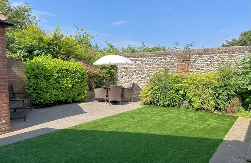 Winterton-on-Sea House | Pebblelight | Winterton Cottages