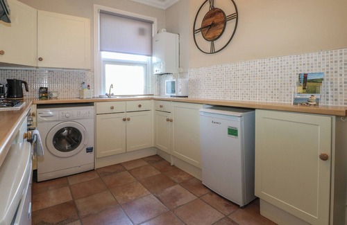 Eastbourne Cottage | PEBBLES, family friendly, character holiday cottage in Eastbourne