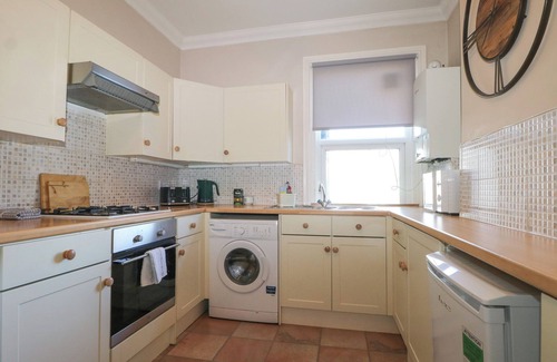 Eastbourne Cottage | PEBBLES, family friendly, character holiday cottage in Eastbourne