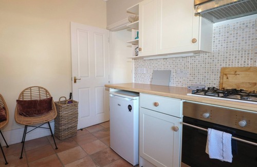 Eastbourne Cottage | PEBBLES, family friendly, character holiday cottage in Eastbourne