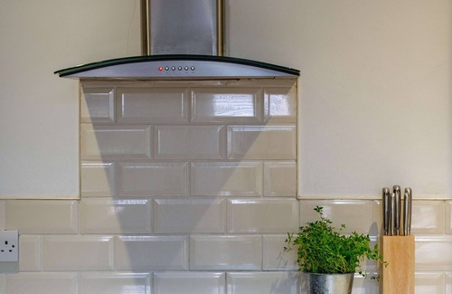 Croyde Cottage | Pebbles Rest - a bungalow that sleeps 11 guests in 5 bedrooms