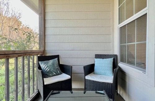 Temple Apartment | Pecan Place with Game Room near Scott & White