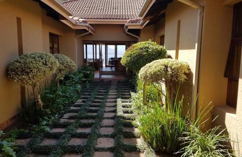 Hartbeespoort Villa | Pecanwood Home Away from Home