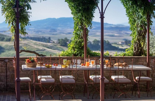 Fabbrica Villa | Peccioli Villa Retreat