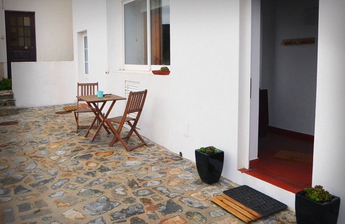 Baiona House | PEDRA DOS CORVOS Beach House - Cozy & Spacious Studio 50 mt from Odeceixe Beach