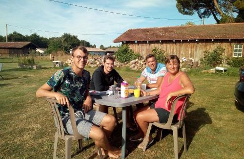 Pontenx-les-Forges Apartment | Pedro's garden