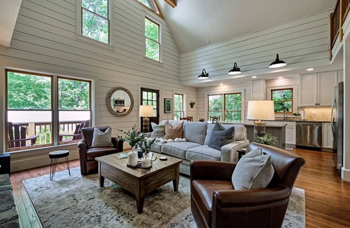 Highlands House | Peek a boo Paradise - 4 minutes from Main Street Highlands