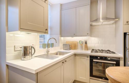 Bowness-on-Windermere House | Peg's Place