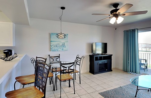 Fort Walton Beach Condo | Pelican Isle by Southern Vacation Rentals