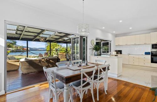 Berriedale House | Pelican Place - absolute waterfront overlooking MoNA