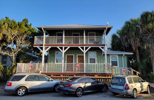 Cedar Key Condo | Pelican Point * 1st Floor * King Bed * 2 Bathrooms