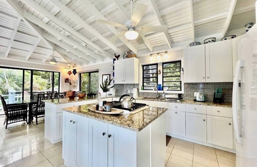 Estate Lovenlund House | Pelican Point Villa - Ocean Views from Every Room - Private Pool - Sleeps 12