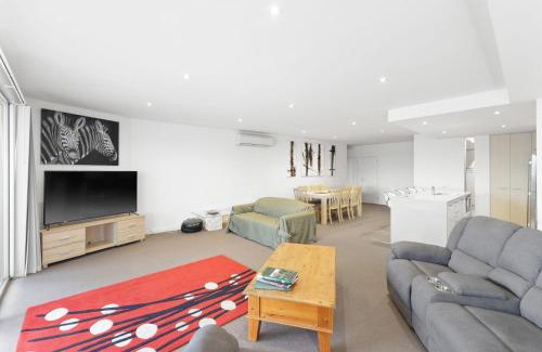 San Remo House | Pelican Sands