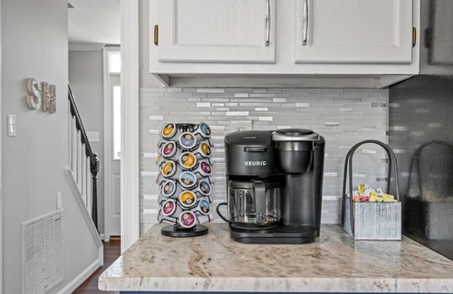 Mechanicsville Apartment | Pelot, 9023 Pelot Place