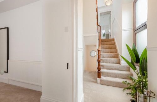 Tenby House | Pembroke House
