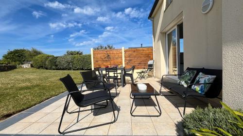 Cleder House | Pen Ar Pont