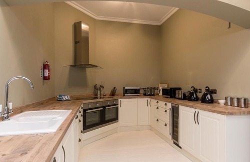 Pendine House | Pendine Manor