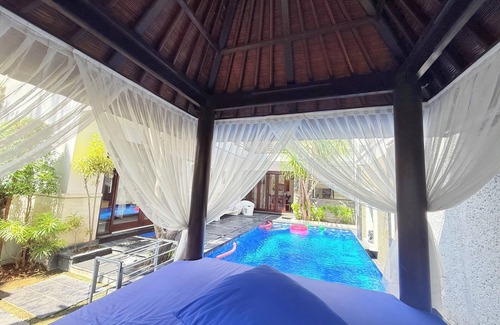 Laksmana Villa | PENELOPY VILLA 2 NEAR EAT STREET OBEROI.