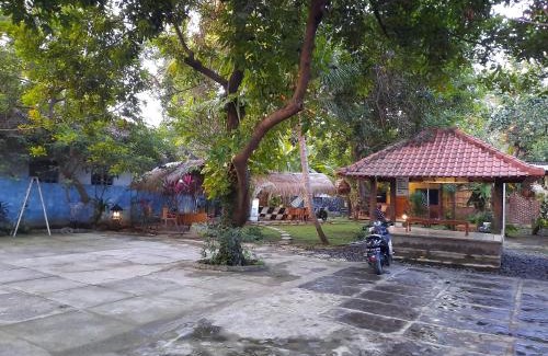 Kalibukbuk Hotel | Penginapan Sedap Malam
