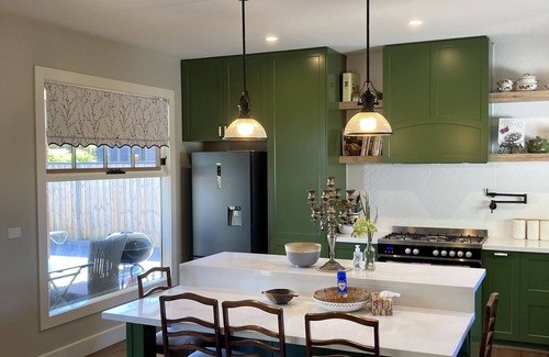 Capel Sound House | Peninsula Green Cottage - 5 MINUTES WALK TO THE BEACH!