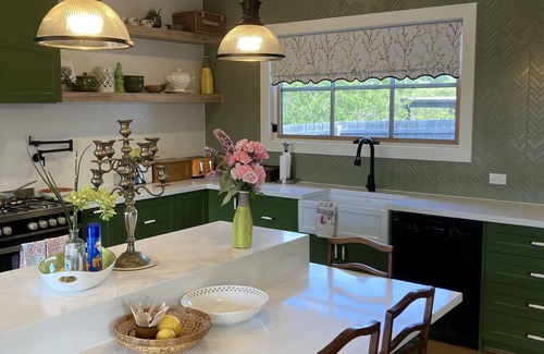 Capel Sound House | Peninsula Green Cottage - 5 MINUTES WALK TO THE BEACH!