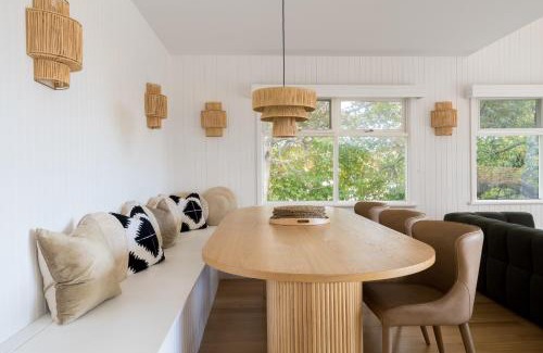 Rosebud House | Peninsula Luxury Beach House FREE WI-FI