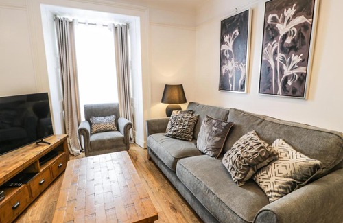Barmouth House | Penlan House, Barmouth