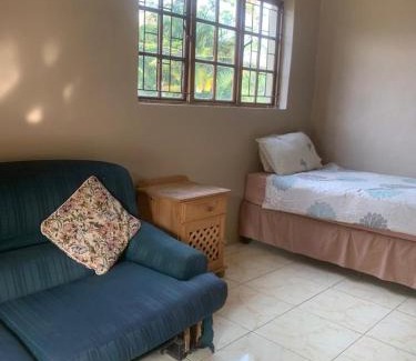 Pennington Apartment | Penn Rest -Apartment