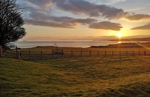 Dulas House | Penrhyn Barn