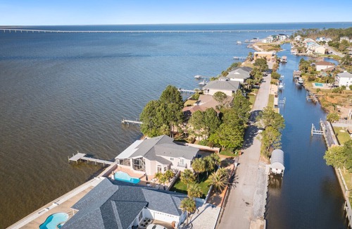 Gulf Breeze House | Pensacola Bay Dreams! Private pool!Bring your boat
